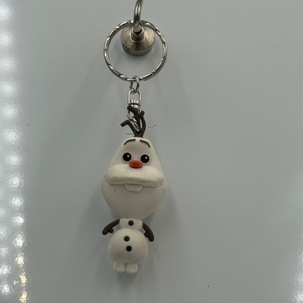 Disney Frozen Olaf Snowman 3D Figural Keychain White Brown J142-15E08
